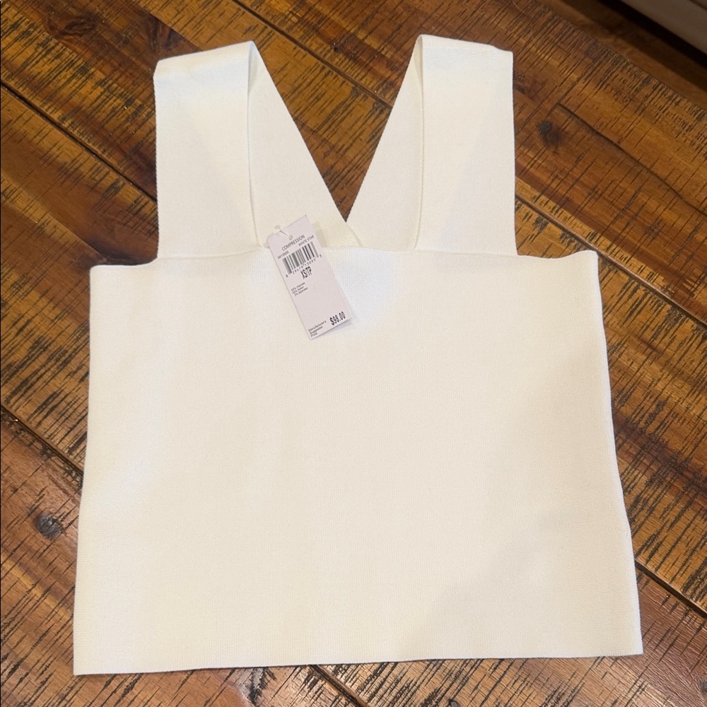 House of Harlow 1960 White V-Neck Crop Tank